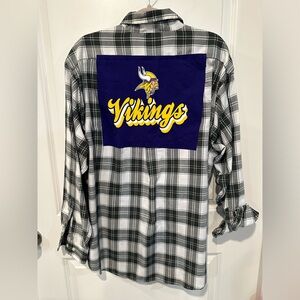Minnesota VIKINGS FOOTBALL tshirt Upcycled flannel shirt XL